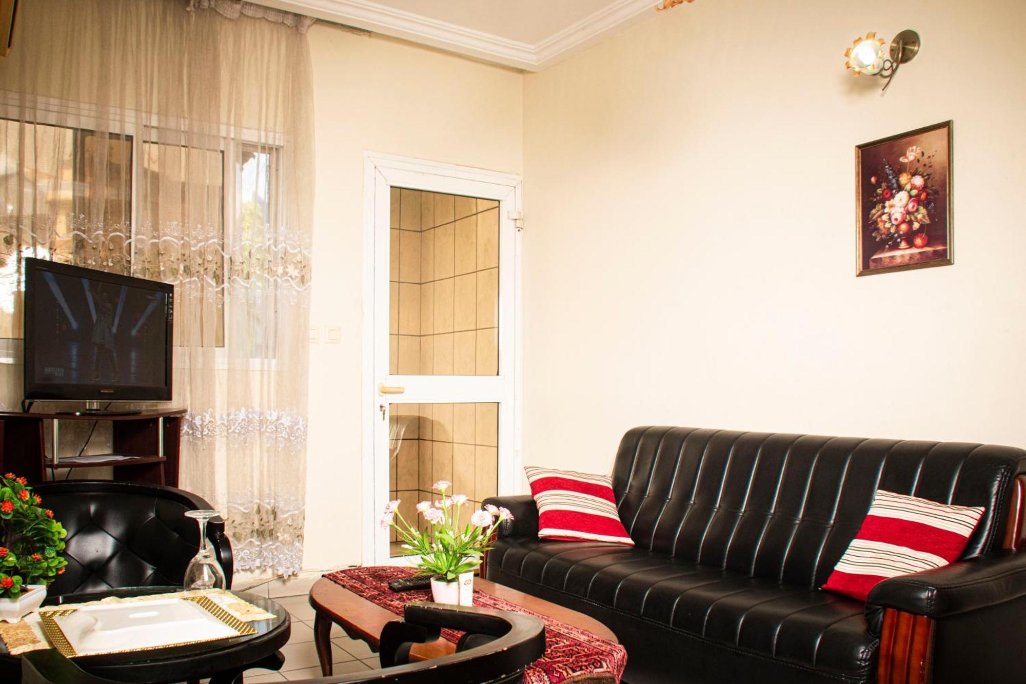 Clos D'Anthony Residence Bonanjo Duala Zewnętrze zdjęcie